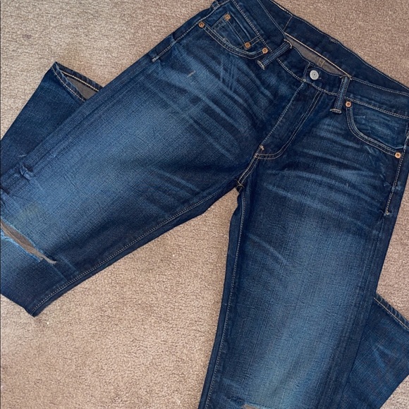 LEVI jeans - Picture 2 of 2